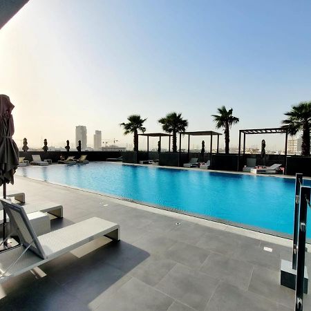 Apartamento Bloom Height Tower Dubái Exterior foto